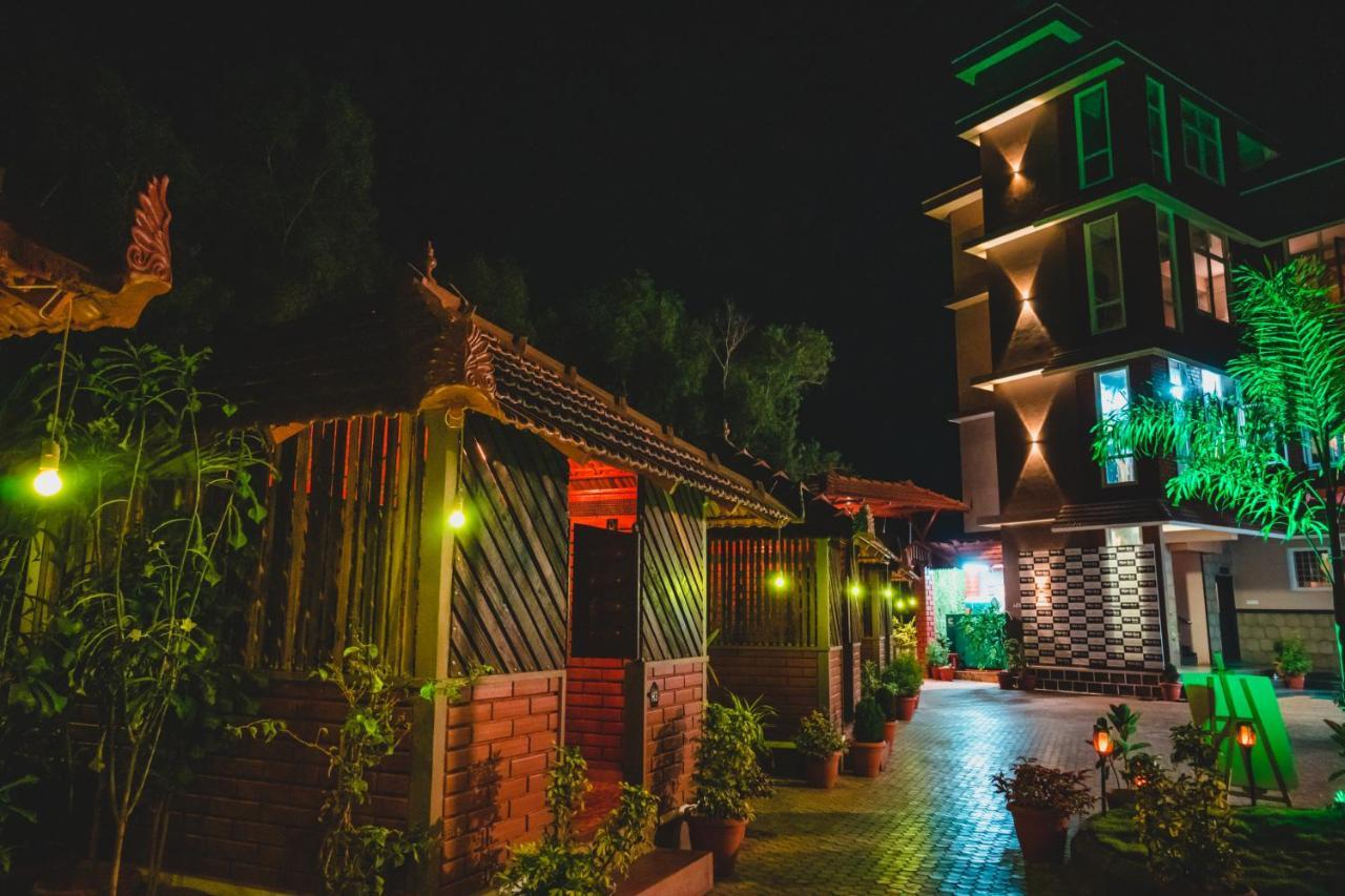 Hotel Southern Heritage Удипи Экстерьер фото